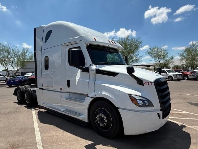 2022 FREIGHTLINER CASCADIA 126 in Phoenix, AZ