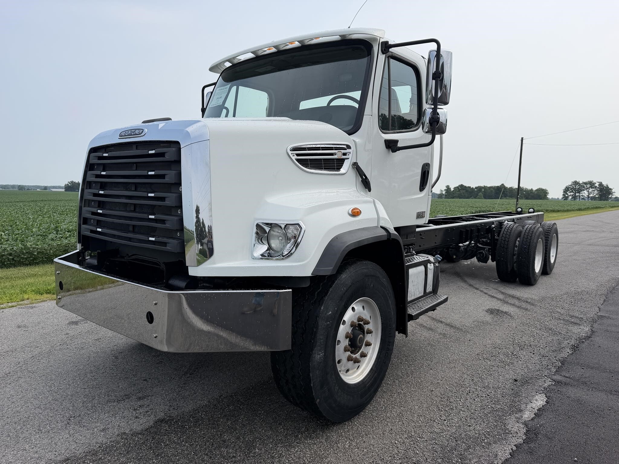2014 FREIGHTLINER 108SD in Monroeville, IN