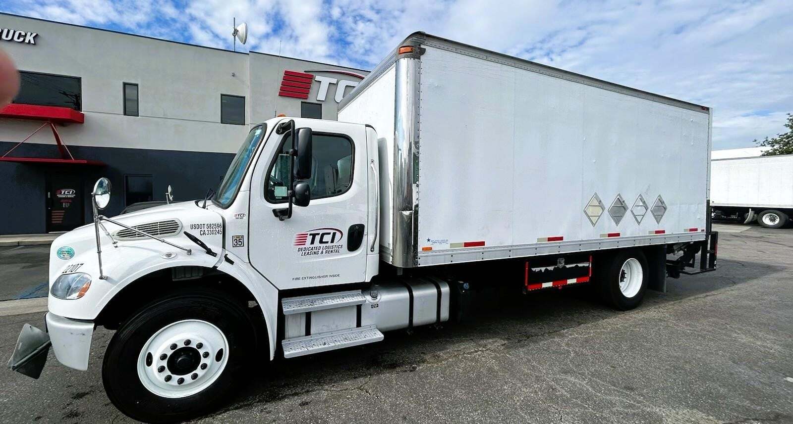 2022 FREIGHTLINER BUSINESS CLASS M2 106 in North Las Vegas, NV