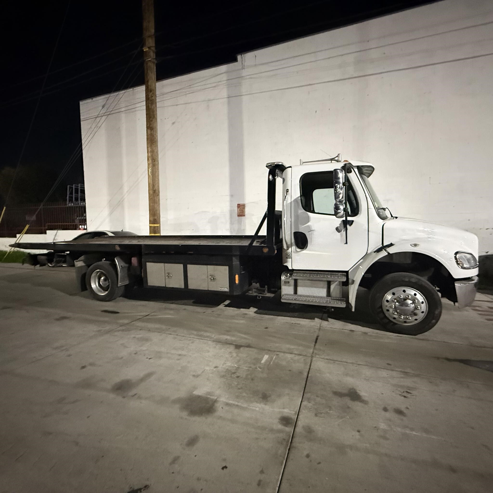 2020 FREIGHTLINER BUSINESS CLASS M2 106 in West Covina, CA