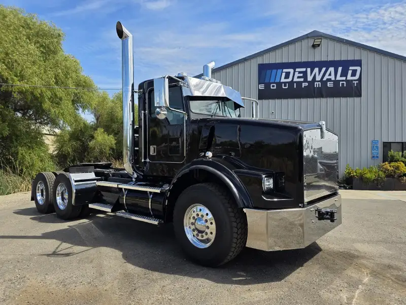 1999 KENWORTH T800