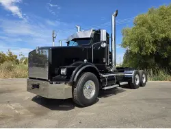 1999 KENWORTH T800