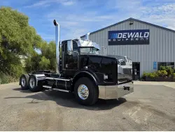 1999 KENWORTH T800