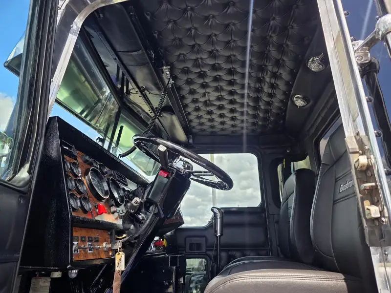 1999 KENWORTH T800