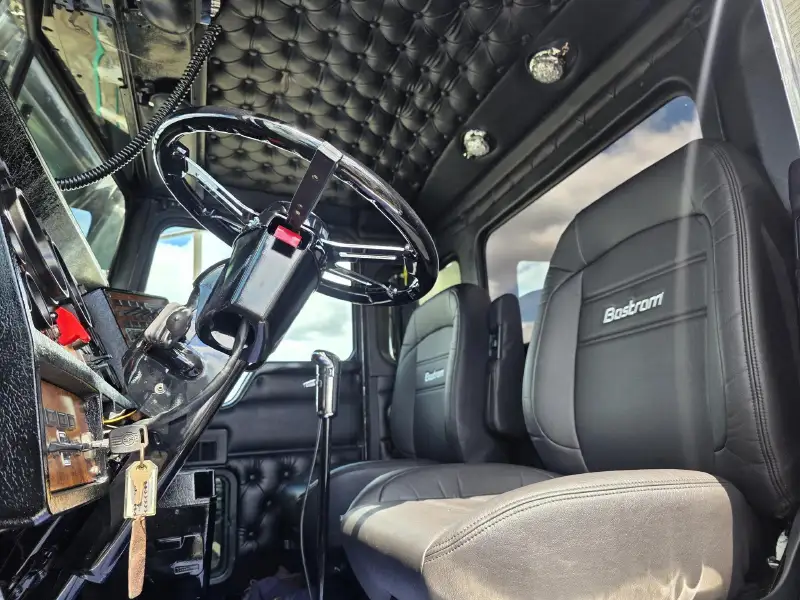 1999 KENWORTH T800