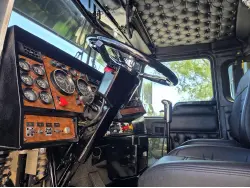 1999 KENWORTH T800