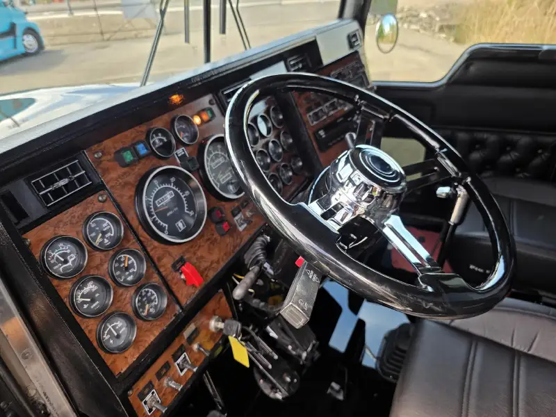 1999 KENWORTH T800