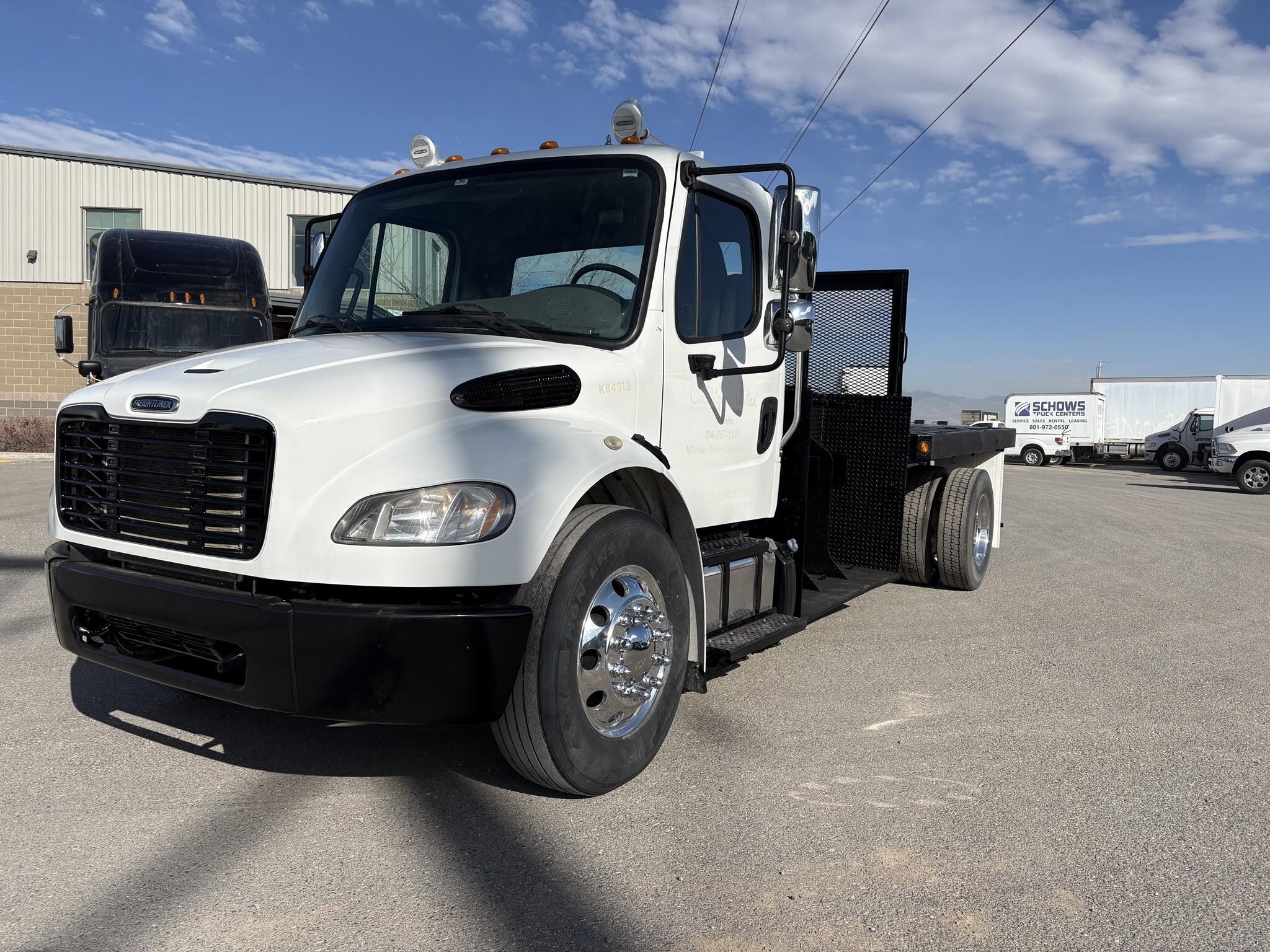 2019 FREIGHTLINER BUSINESS CLASS M2 106 in Salt Lake City, UT