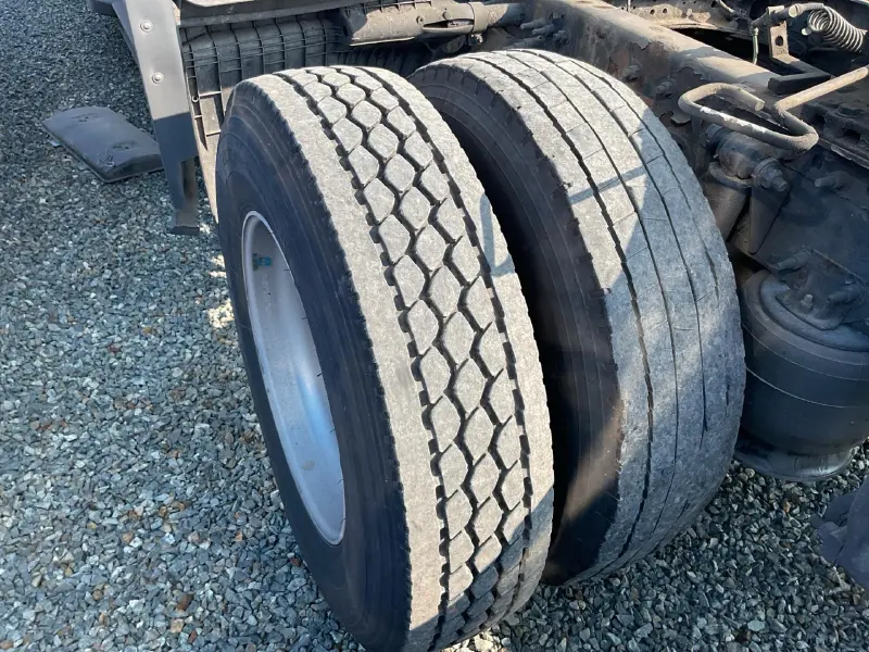 2020 FREIGHTLINER CASCADIA 126
