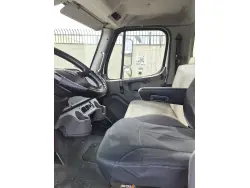 2021 VOLVO VNL64T760