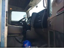 2019 KENWORTH W900