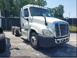 2015 FREIGHTLINER CASCADIA 125