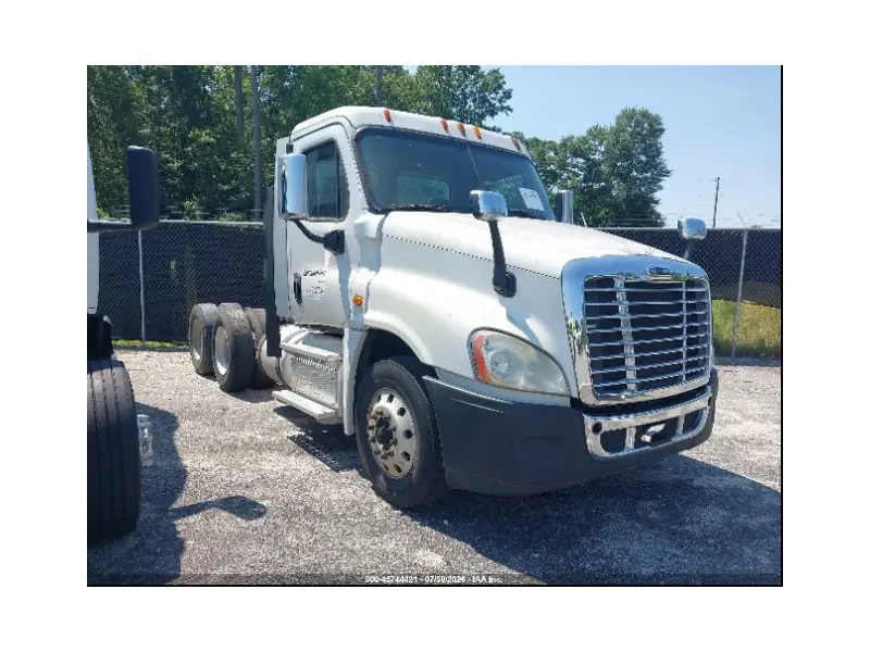 2015 FREIGHTLINER CASCADIA 125