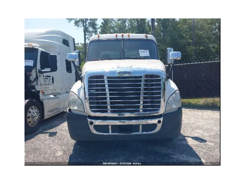 2015 FREIGHTLINER CASCADIA 125