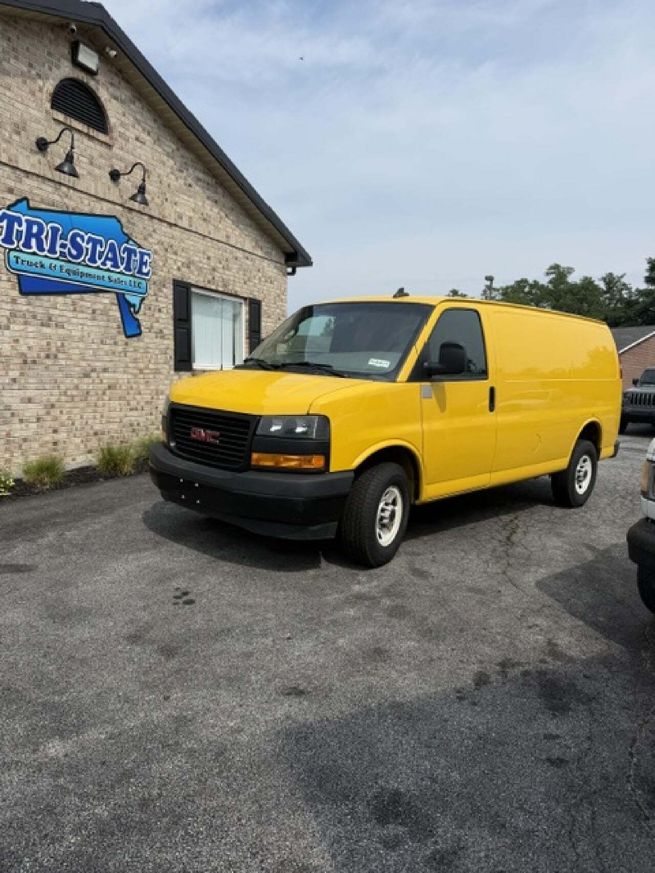 2022 GMC SAVANA in New Castle, DE