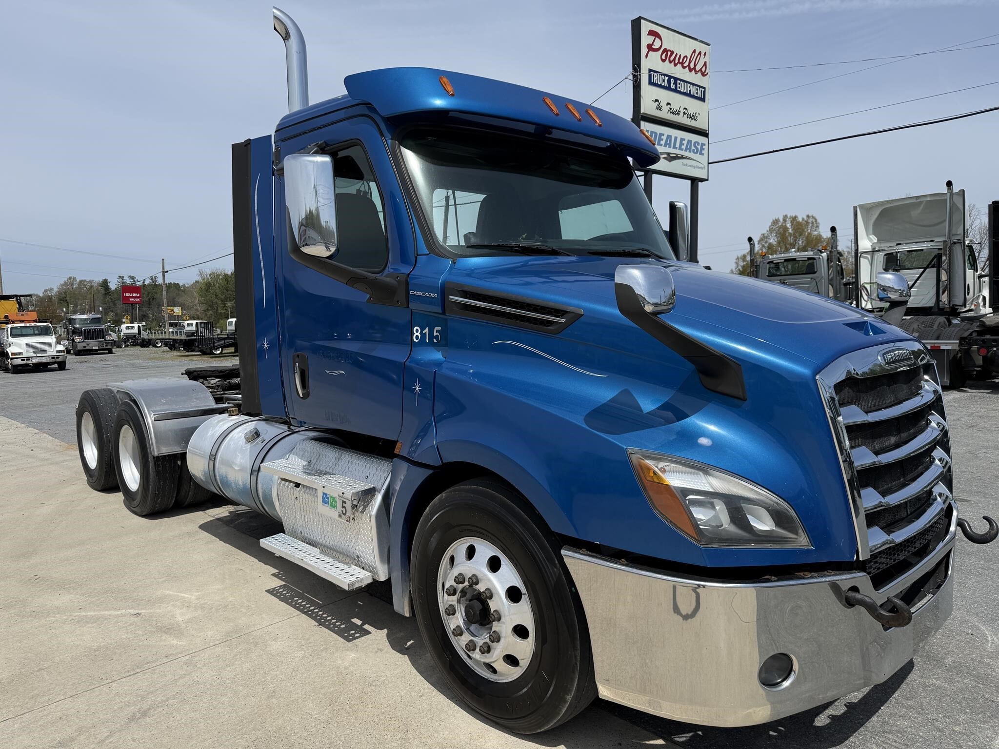 2019 FREIGHTLINER CASCADIA 126 in Lynchburg, VA