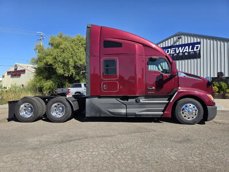 2022 KENWORTH T680