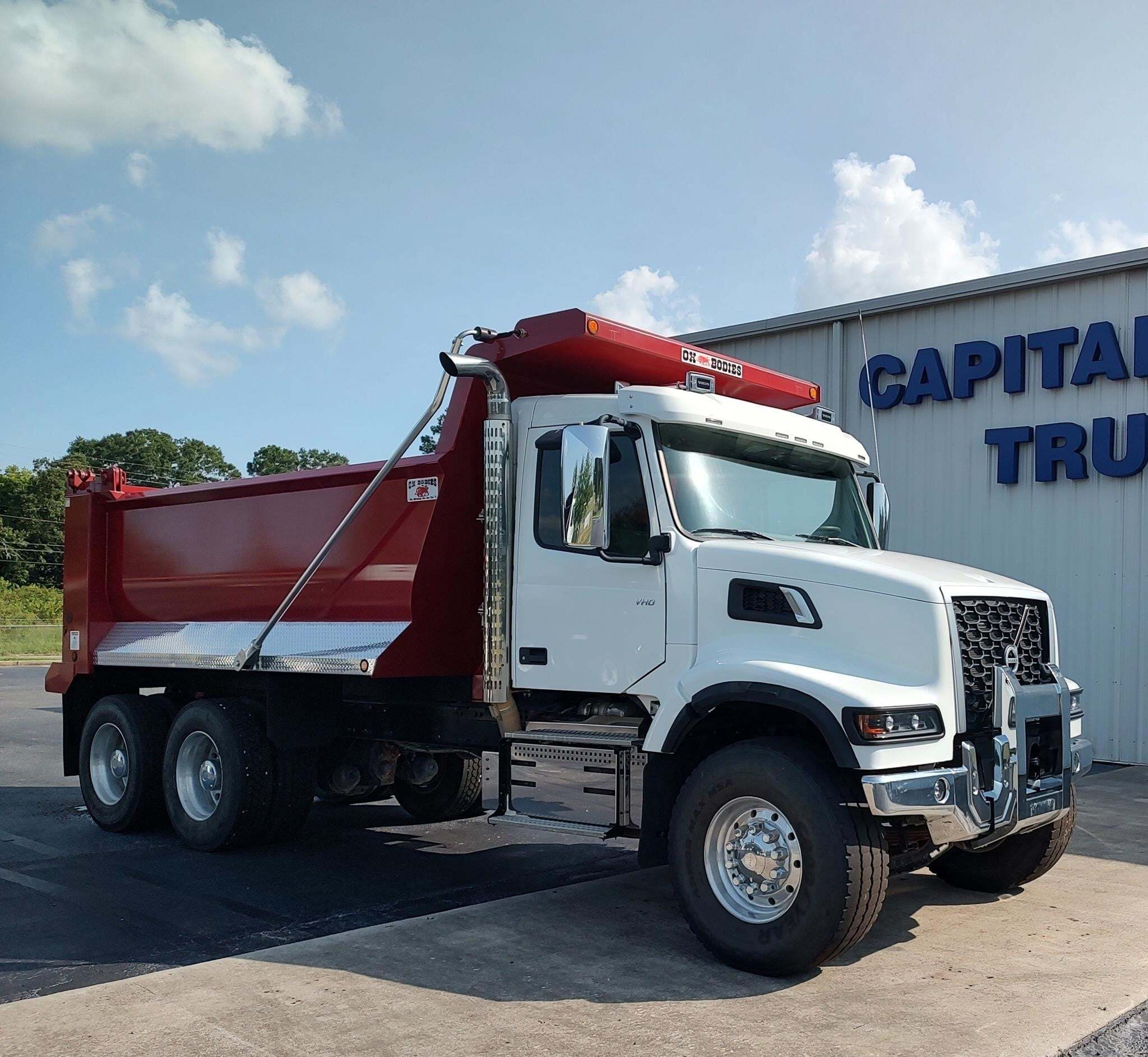 2025 VOLVO VHD64F300 in Mobile, AL