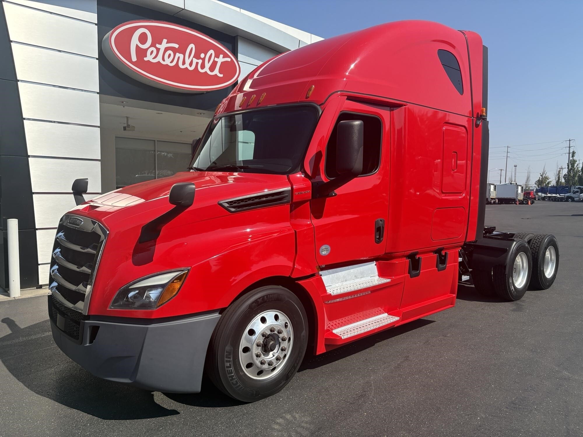 2022 FREIGHTLINER CASCADIA 126 in Portland, OR
