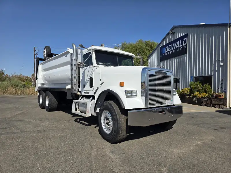 1996 FREIGHTLINER FLD120