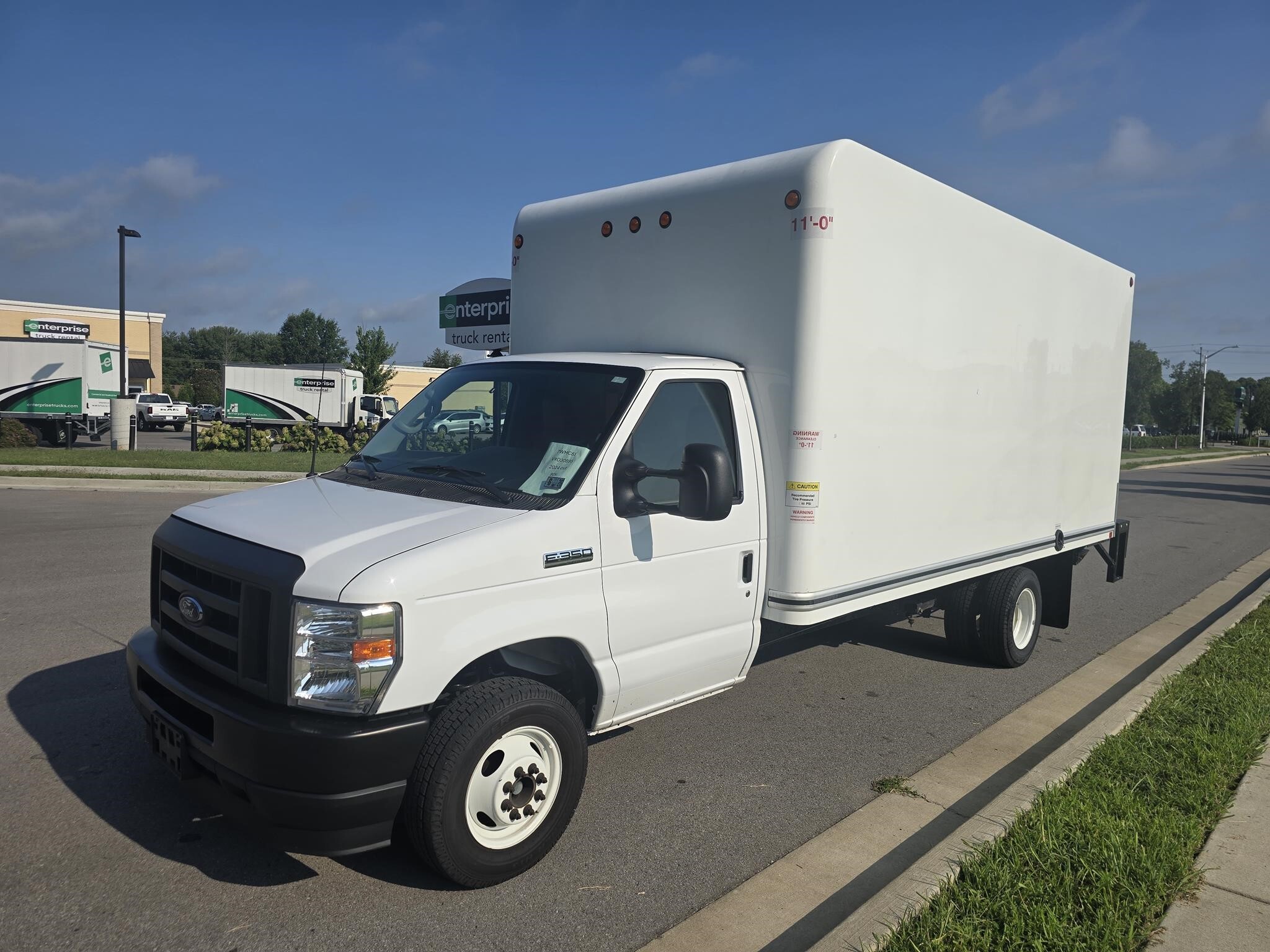 2024 FORD E350 in Murfreesboro, TN