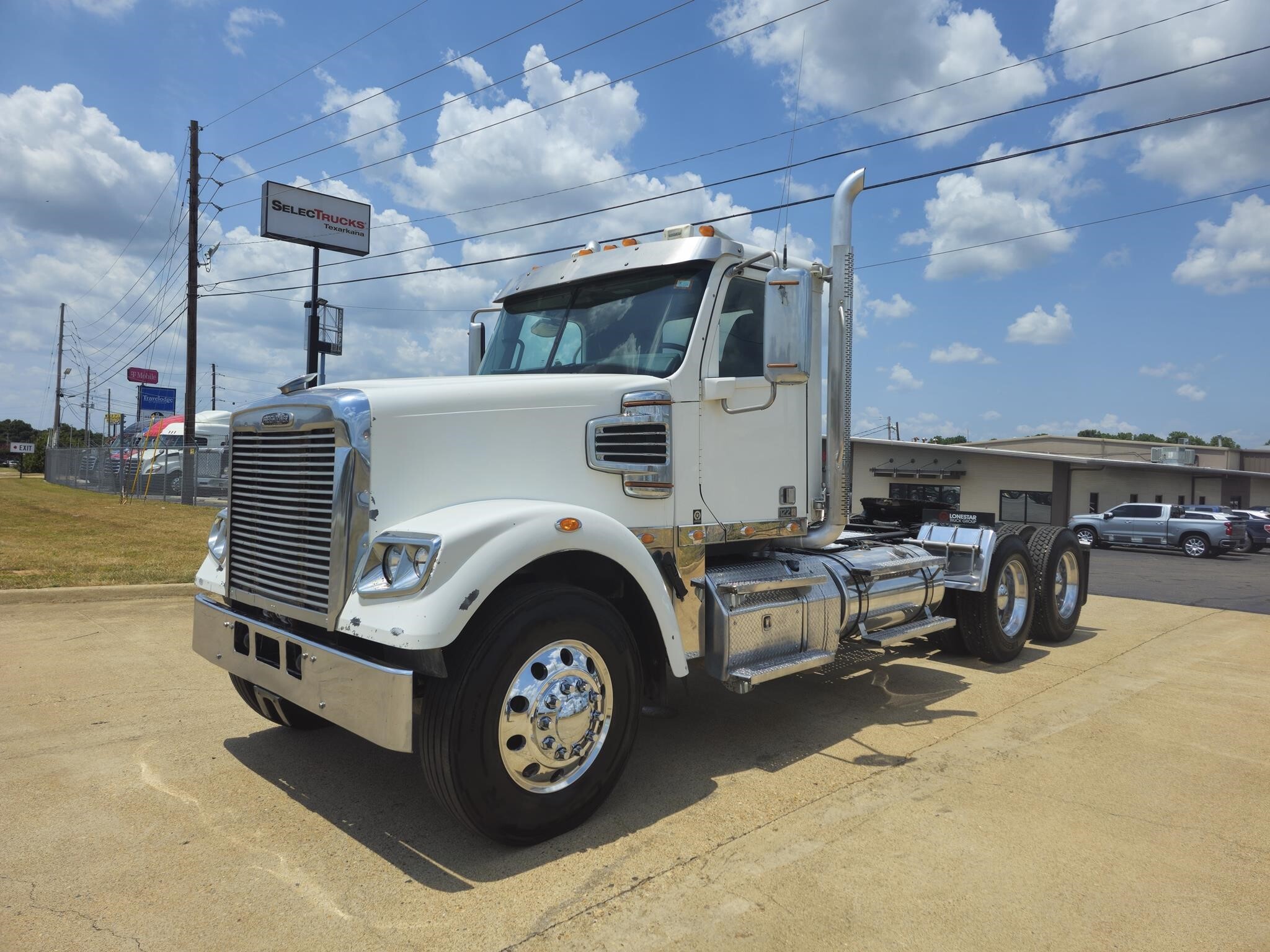 2021 FREIGHTLINER 122 SD in Texarkana, TX