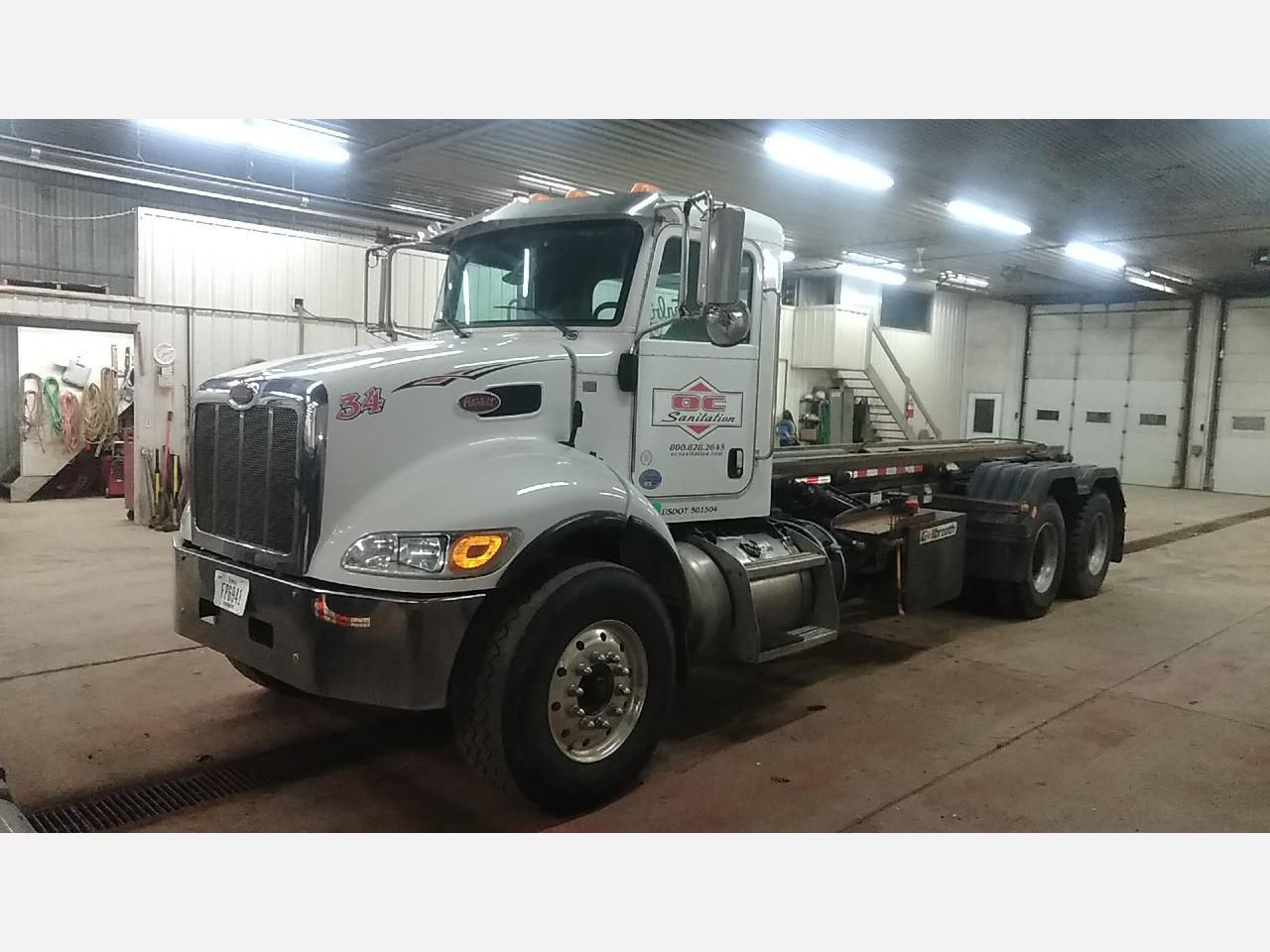 2021 PETERBILT 348 in Tampa, FL