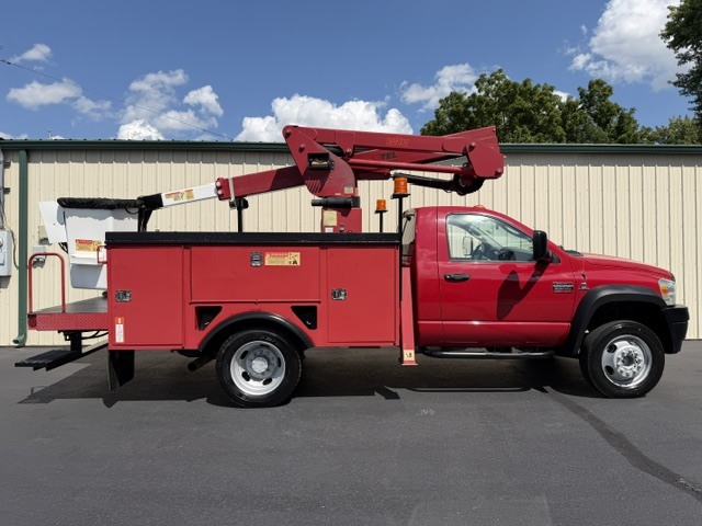 2008 DODGE 5500 in Springfield, MO