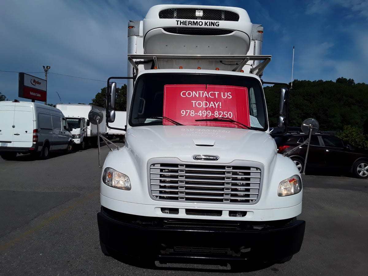 2019 FREIGHTLINER BUSINESS CLASS M2 106 in Salisbury, MA
