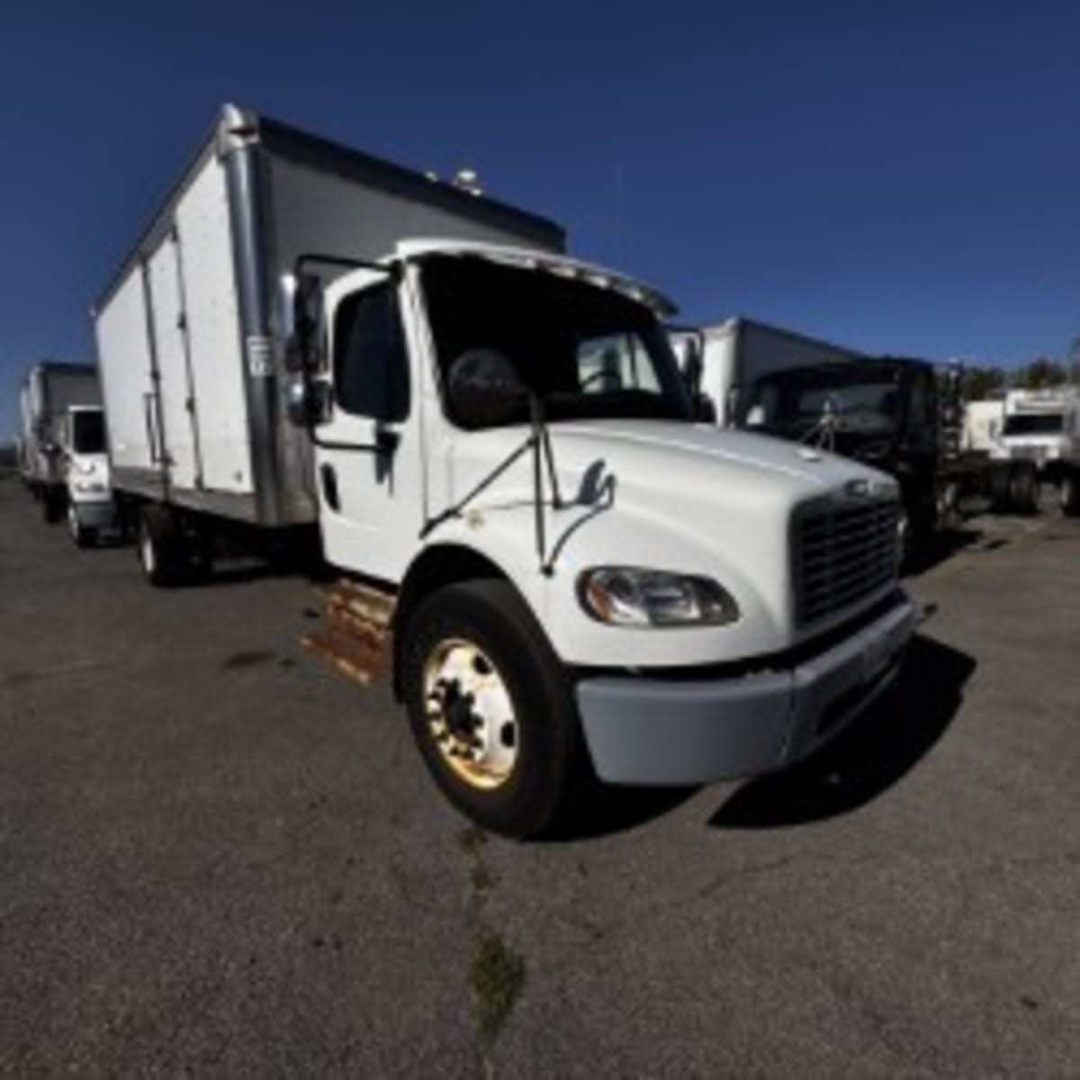 2019 FREIGHTLINER BUSINESS CLASS M2 106 in Hampton, VA
