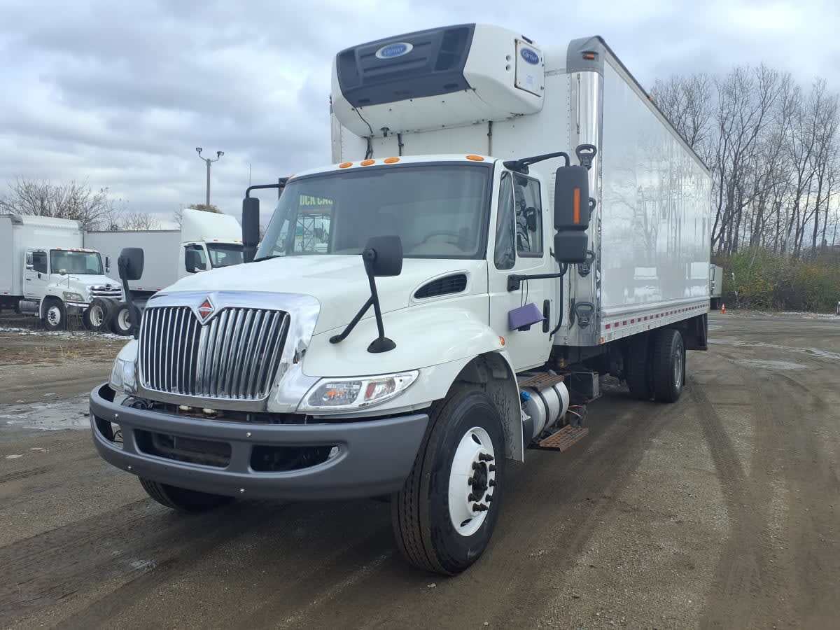 2017 INTERNATIONAL 4300 in Taylor, MI