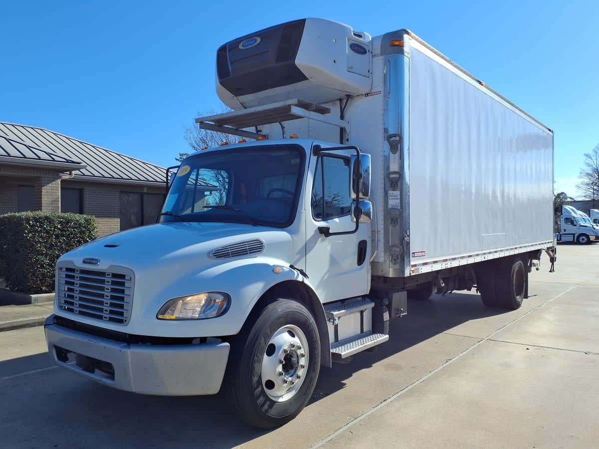 2019 FREIGHTLINER BUSINESS CLASS M2 106 in Houston, TX