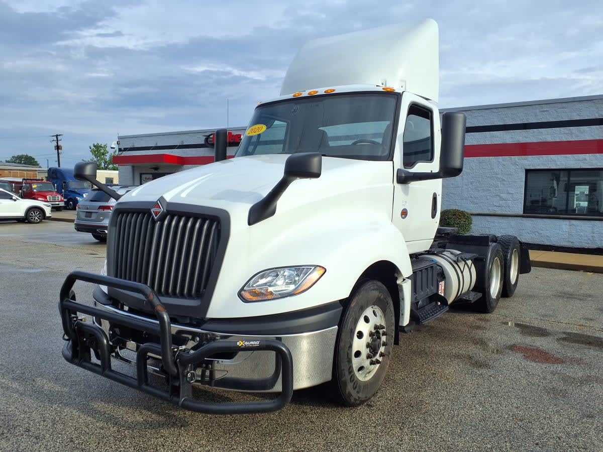 2020 INTERNATIONAL LT625 DAYCAB T/A in Cleveland, OH