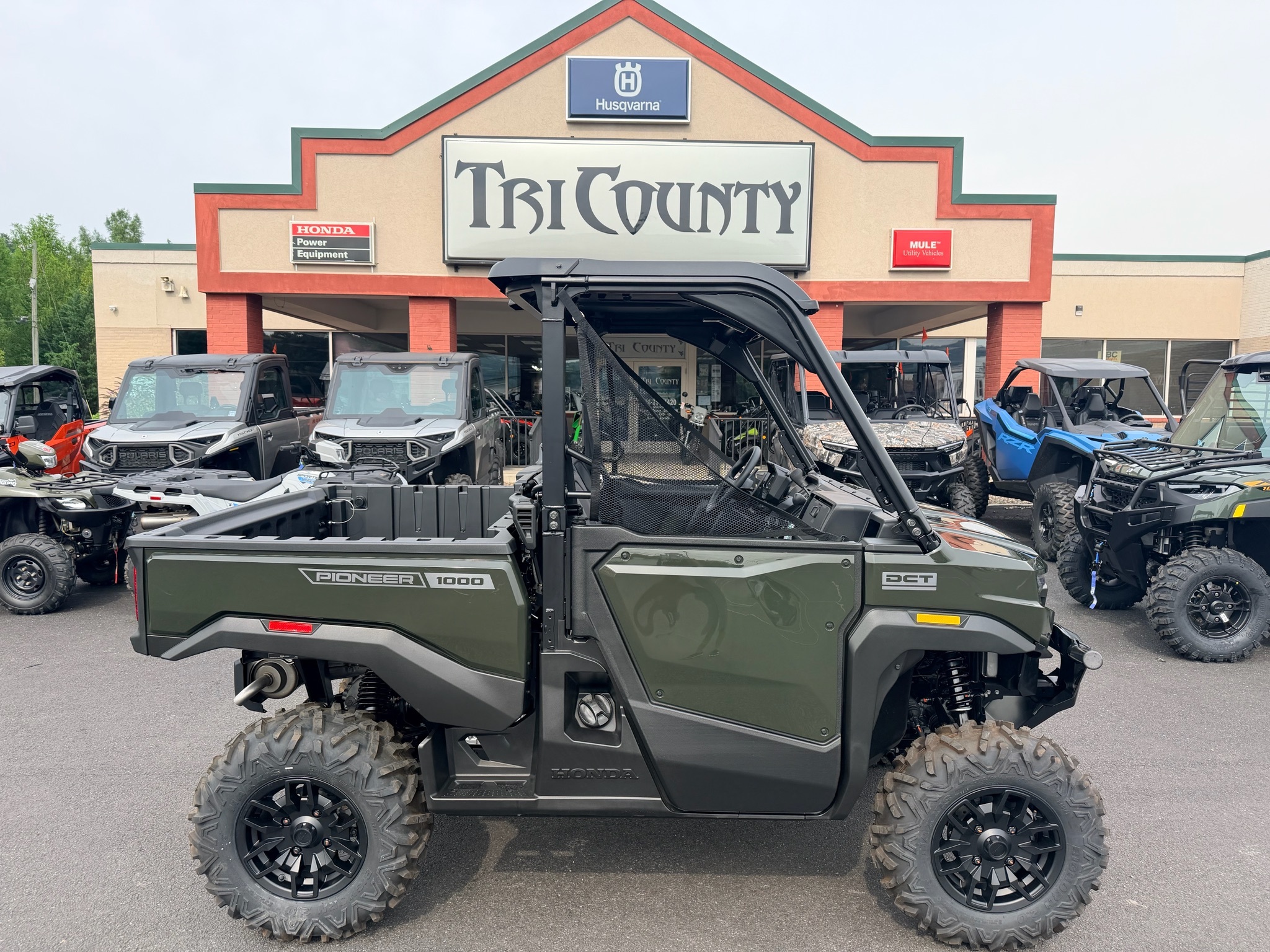 2026 Honda Pioneer 1000 Deluxe in petersburg WV