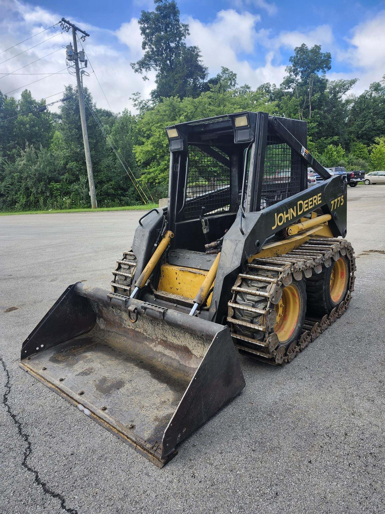 1997 DEERE 7775 in Bardstown, KY