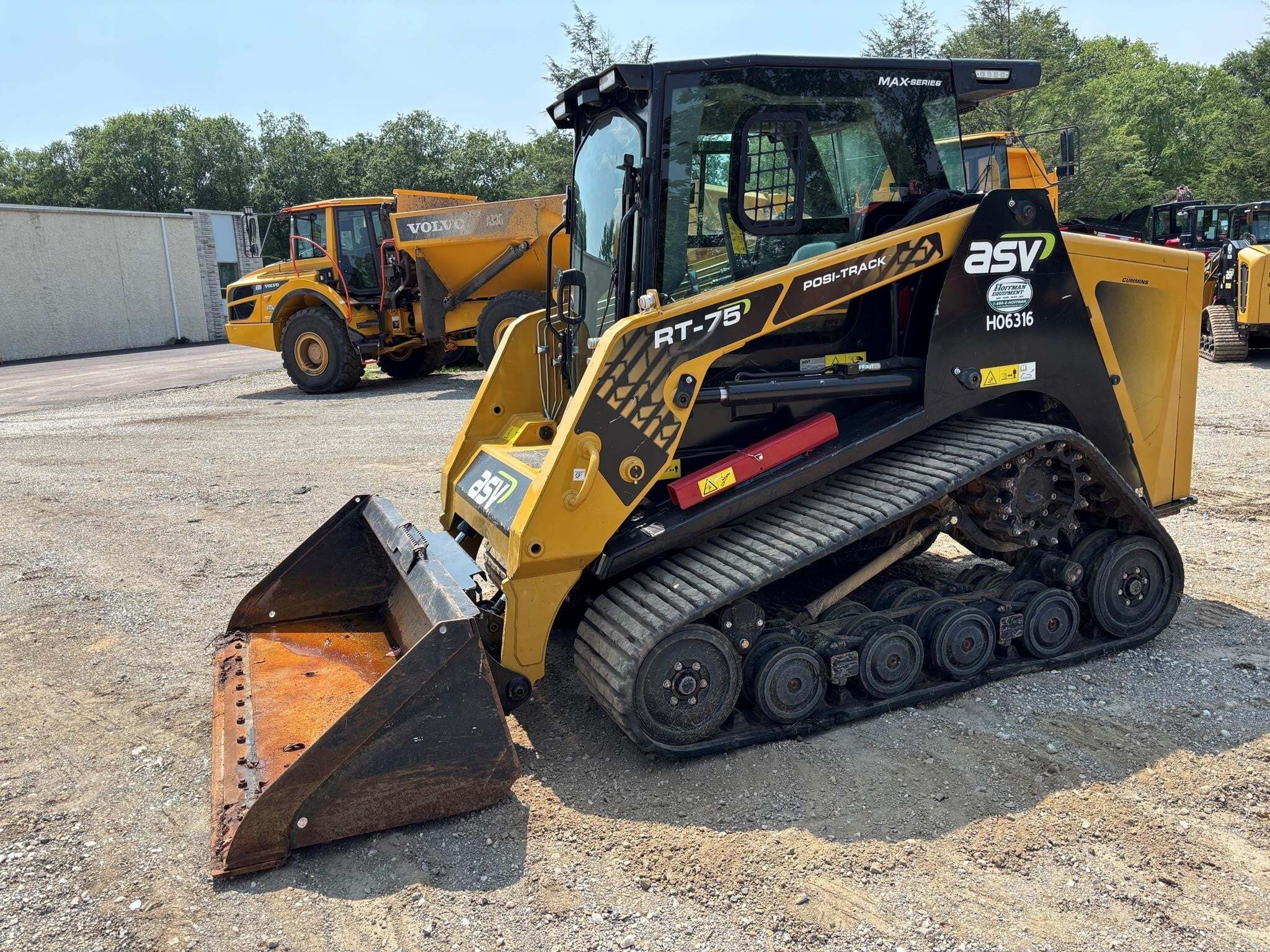 2023 ASV POSI-TRACK RT75 MAX in Exton, PA