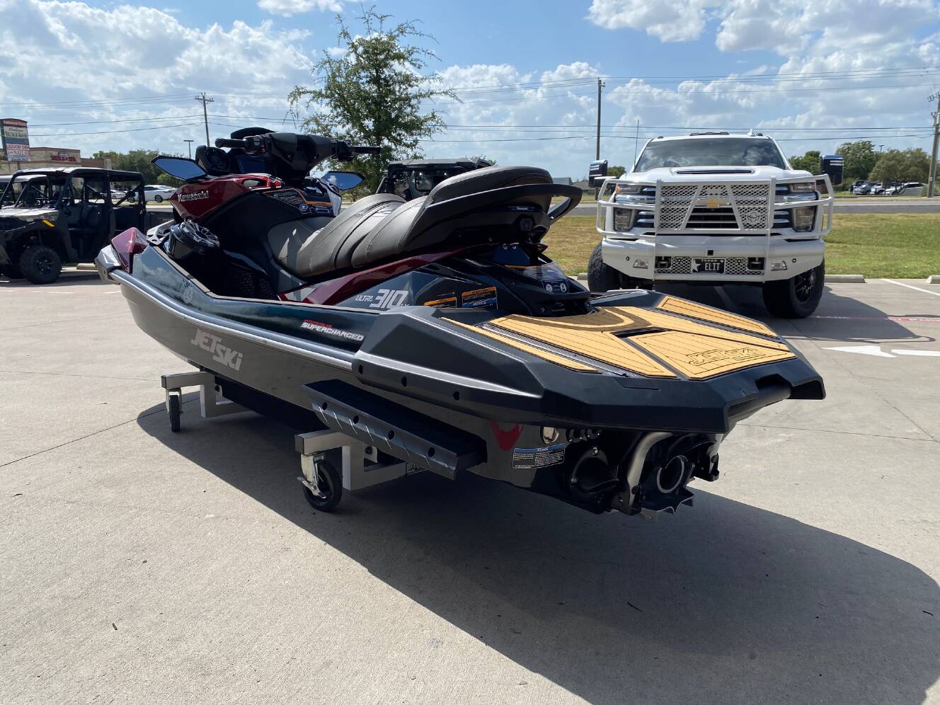 A photo of this 2026 Kawasaki JET SKI ULTRA 310 LX