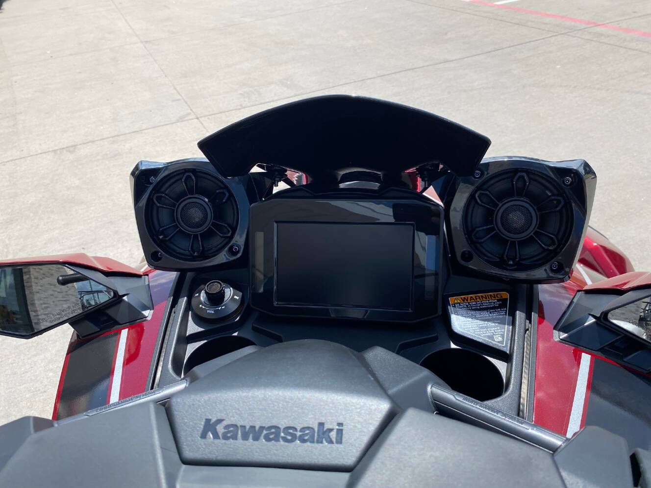 A photo of this 2026 Kawasaki JET SKI ULTRA 310 LX