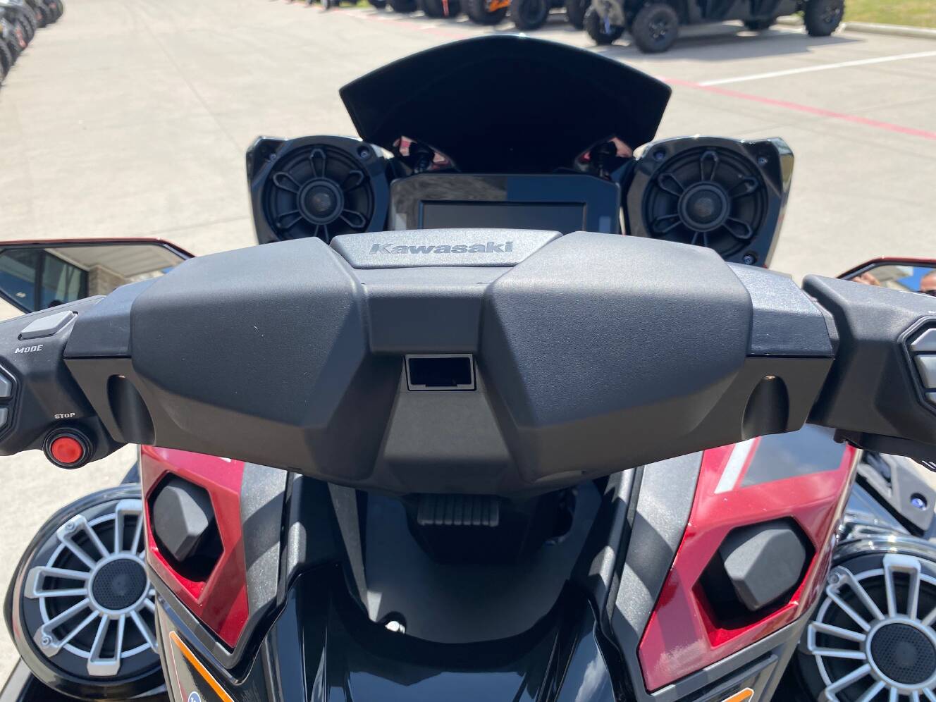 A photo of this 2026 Kawasaki JET SKI ULTRA 310 LX