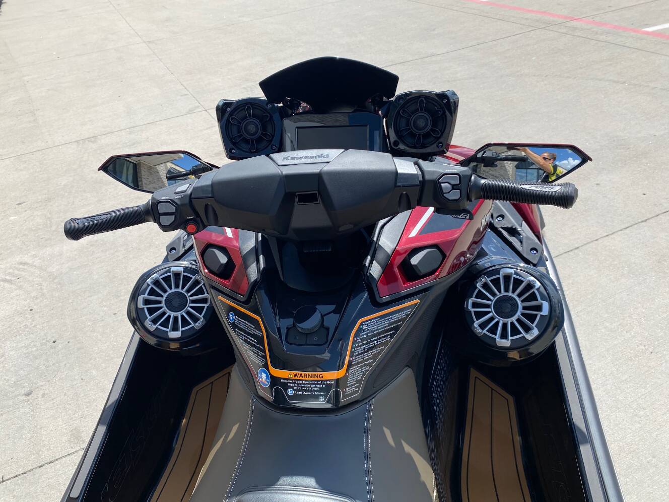 A photo of this 2026 Kawasaki JET SKI ULTRA 310 LX