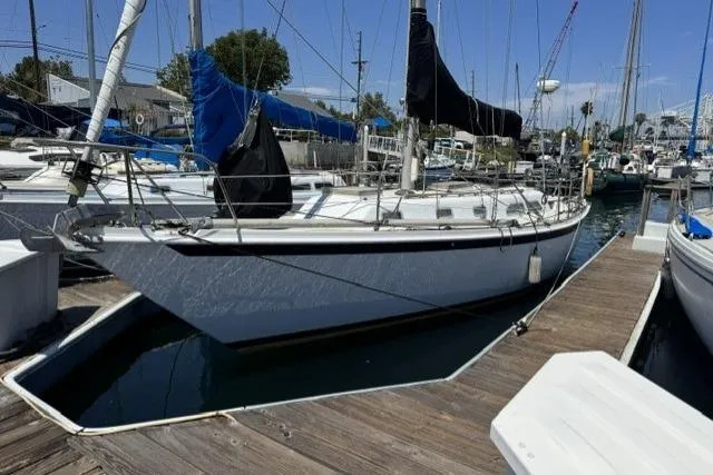 1977 Ericson 35 in san pedro CA