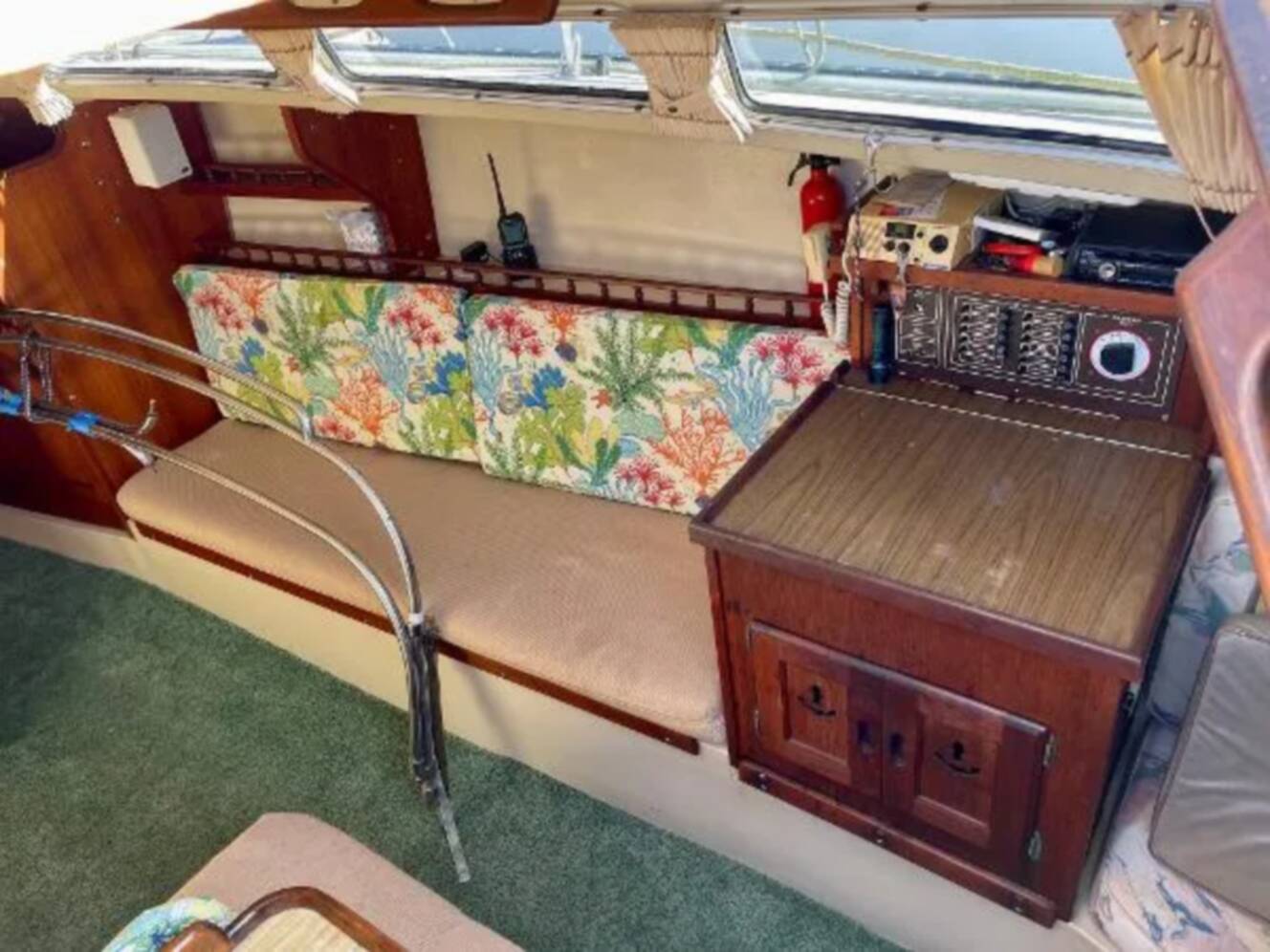 A photo of this 1983 Catalina 30