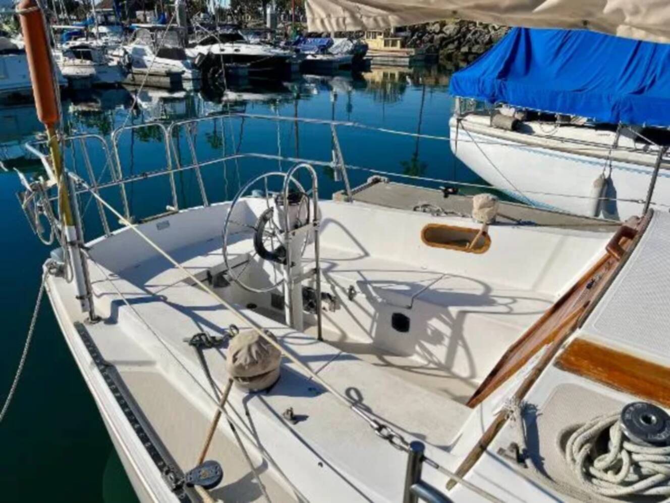 A photo of this 1983 Catalina 30