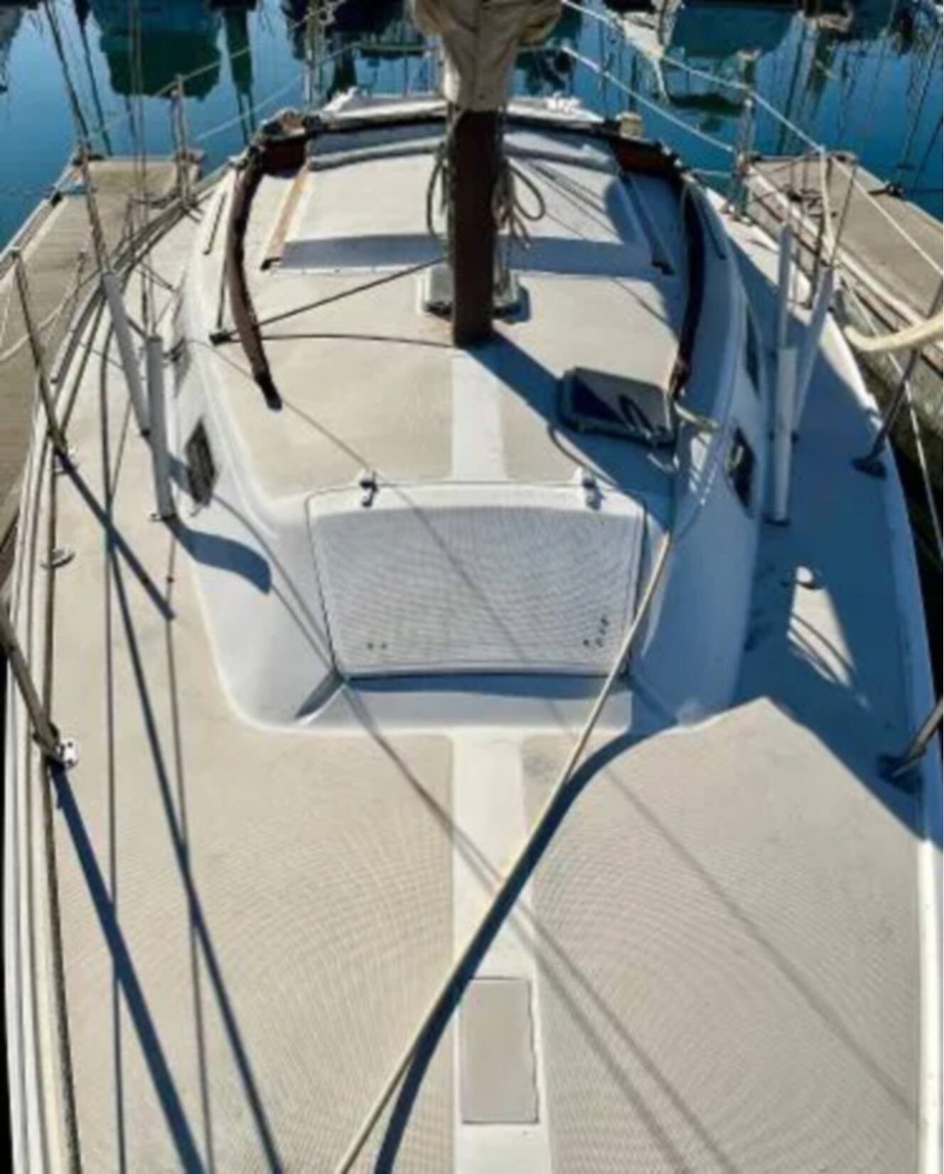 A photo of this 1983 Catalina 30