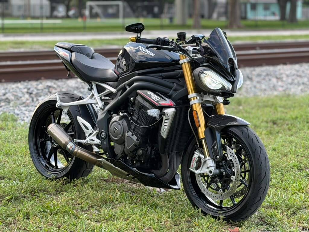 2022 Triumph SPEED TRIPLE 1200 RS 1200 RS in Hollywood, FL