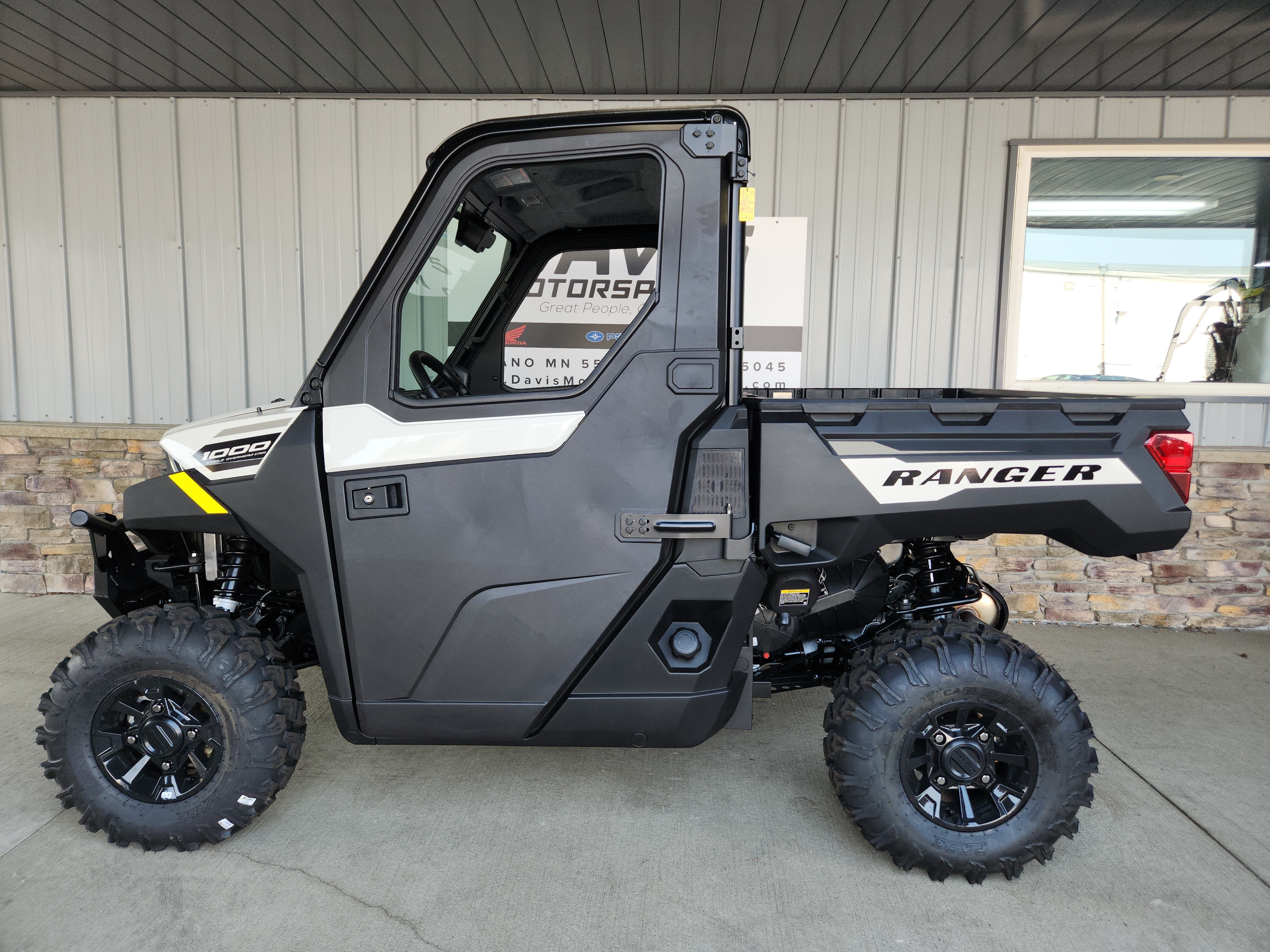 2026 Polaris Ranger 1000 Cab BASE in delano MN