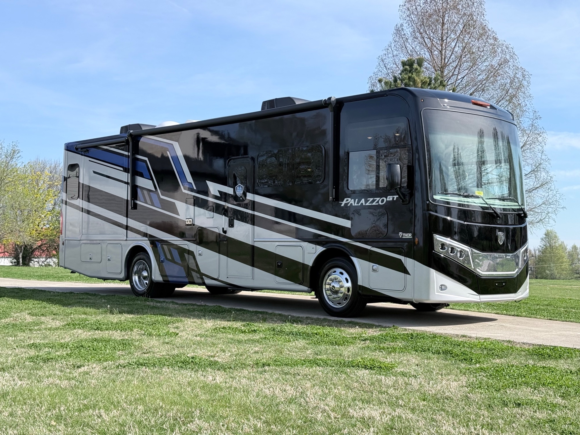 2026 Thor Motor Coach Palazzo 33.5 in harrodsburg KY