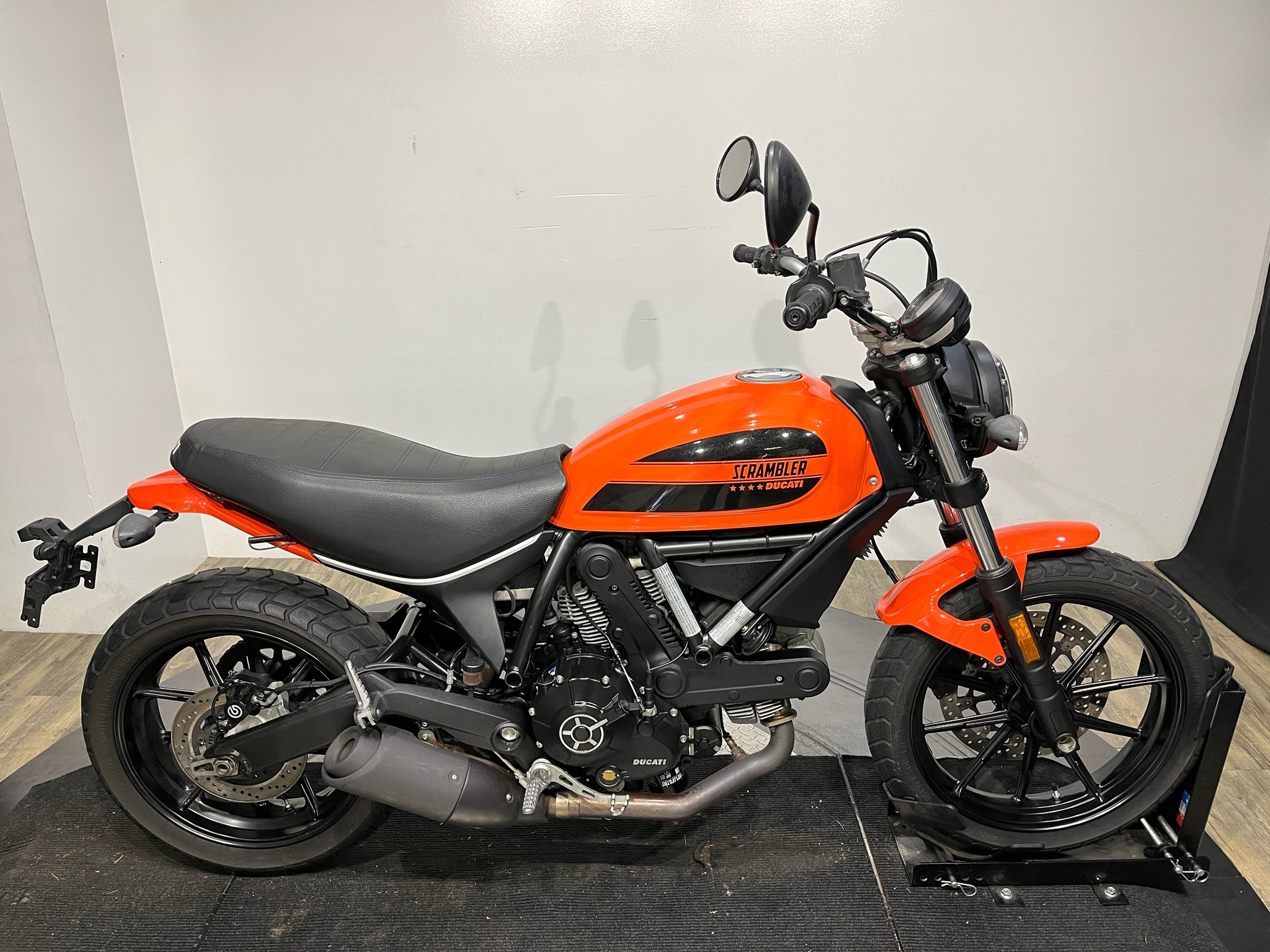 2019 Ducati Scrambler Sixty2 SIXTY2 in Wauconda, IL
