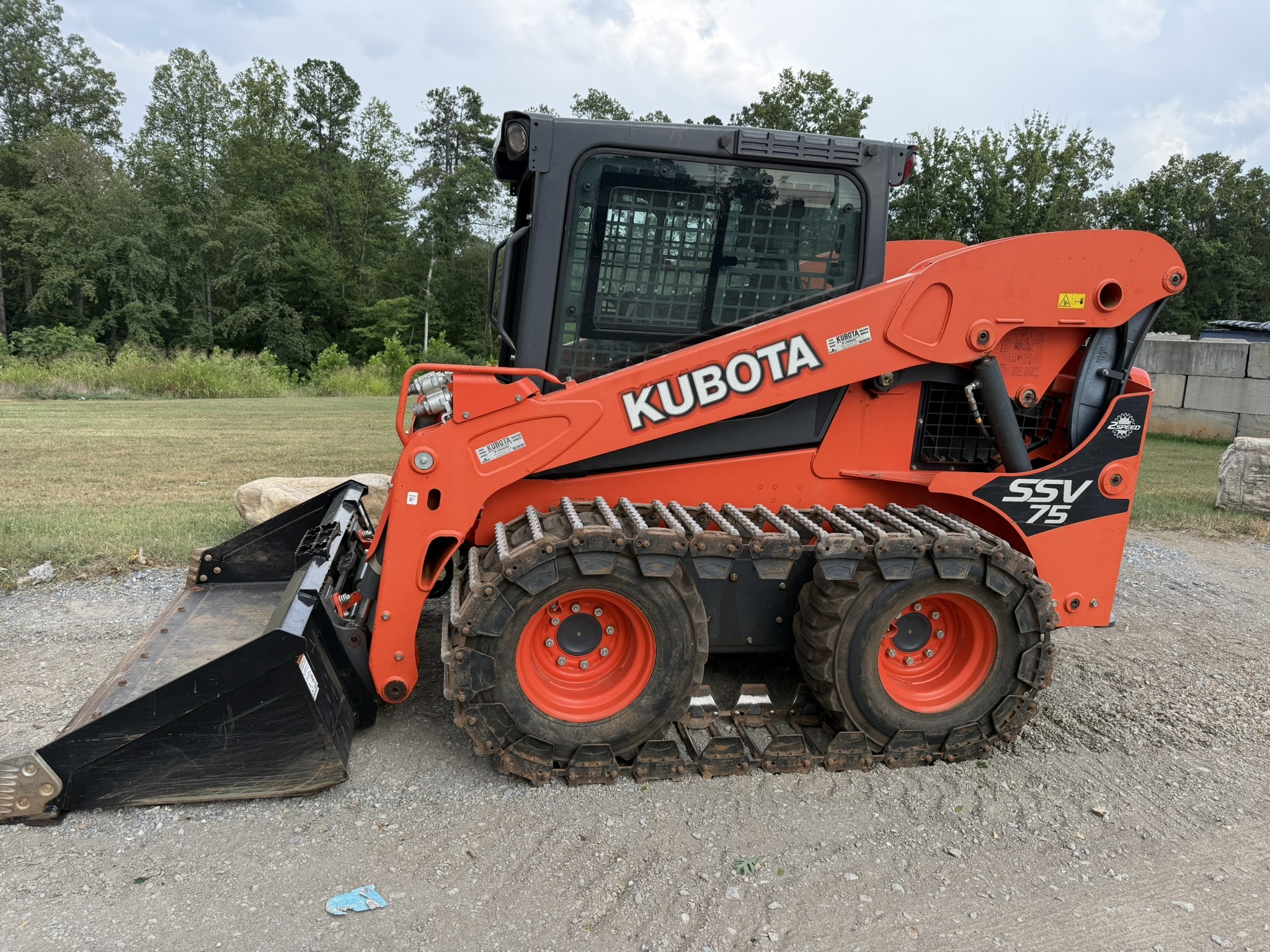 2020 KUBOTA SSV75 in Lynchburg, VA