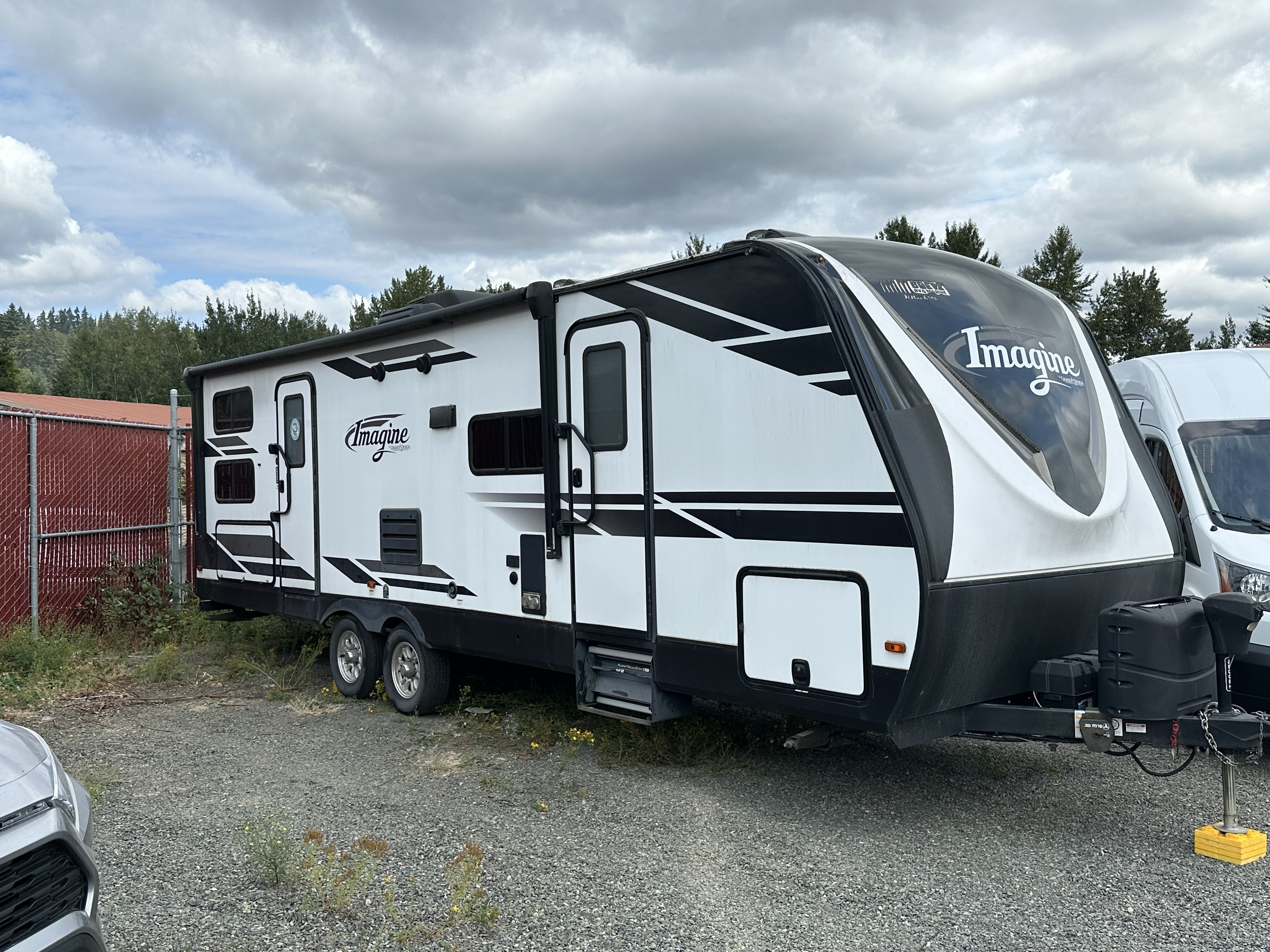 2021 Grand Design IMAGINE 2800BH RV